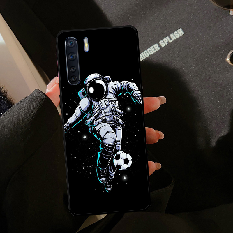 Custodia Astronauta Calcio Bas - Oppo A78 recensione e prezzo