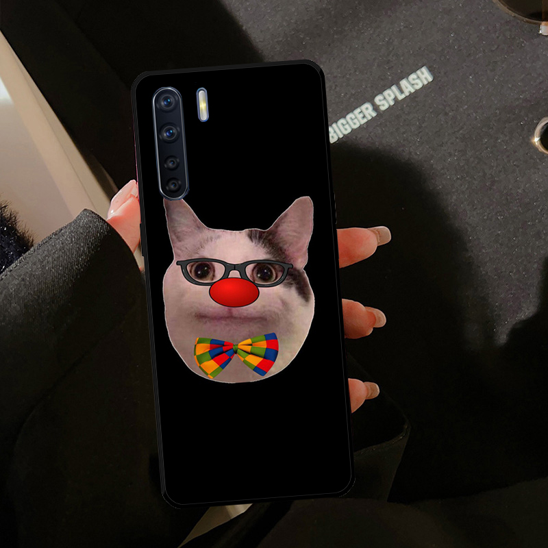 Custodia con meme del beluga g - Oppo A78 recensione e prezzo
